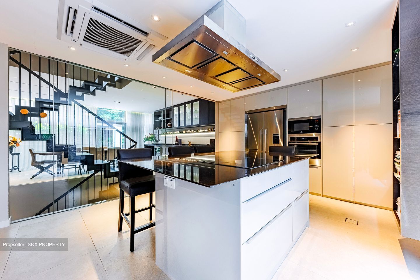 Laurel Wood Avenue (D10), Condominium #587681111